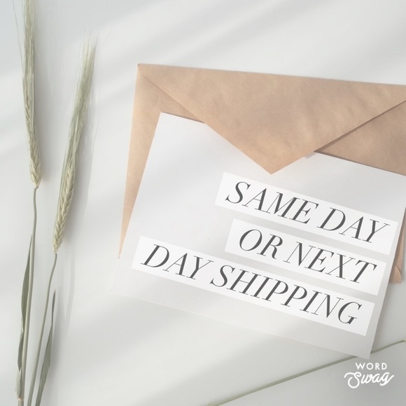 Meet your Posher, Lauren - Picture 3 of 4